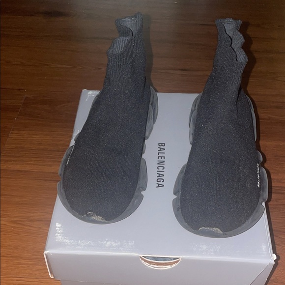 Childrens black Balenciaga sock sneakers. - Picture 3 of 5